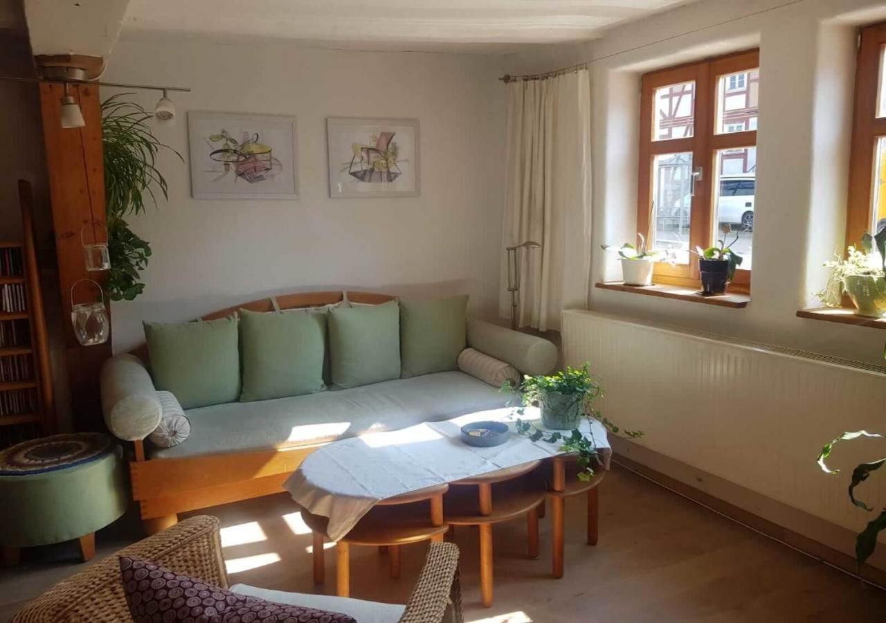 Aeltestes Haus In Quentel - Ferienwohnung 1 Mit Kleinem Garten Lichtenau Exterior photo